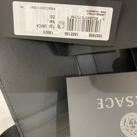 Versace wallet - Picture 4 of 14